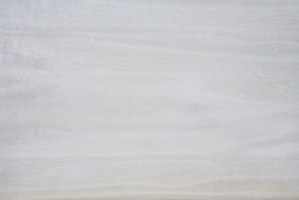 Flat cut white poplar veneer with delicate grain and soft tonal transitions